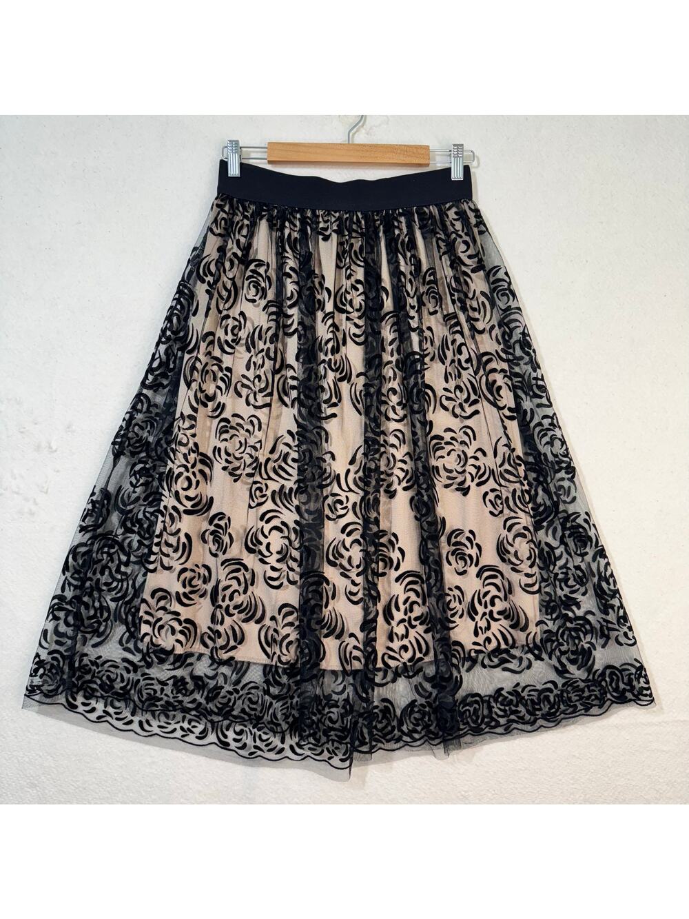 Metrowear Sheer Black Floral Tulle Lace Over Beige Wide Waistband Skirt Medium